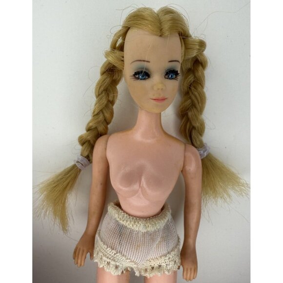 Vintage 1970s Topper DINAH Dawn's Modeling Agency Doll Blonde Braided Hair VHTF - Picture 1 of 15